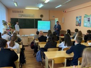 округ 18. Насыщенный день в 13 школе